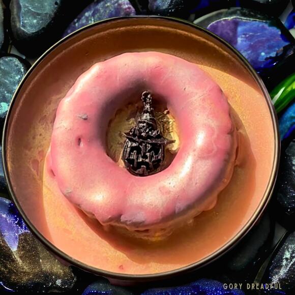 Jack-O-Lantern Donut Wickless Candle: Dulce Pumpkin Donut Scent - Picture 3 of 9
